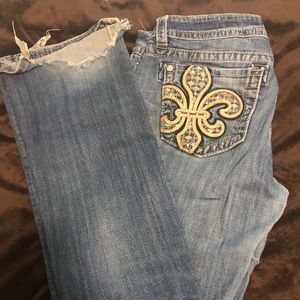 Miss Me Flor de lis Jeans 😍